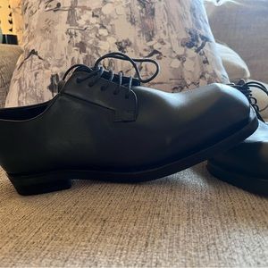 COS brand mens shoes. Brand new, never worn. Retails for 225.